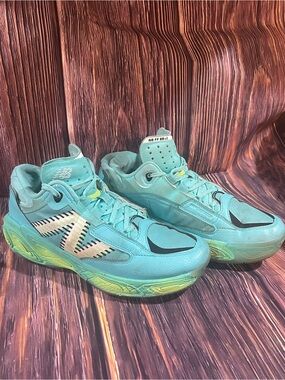 New Balance Fresh Foam BB v2 Cyber Jade Mens Size 5.5 Basketball Shoes Preowned